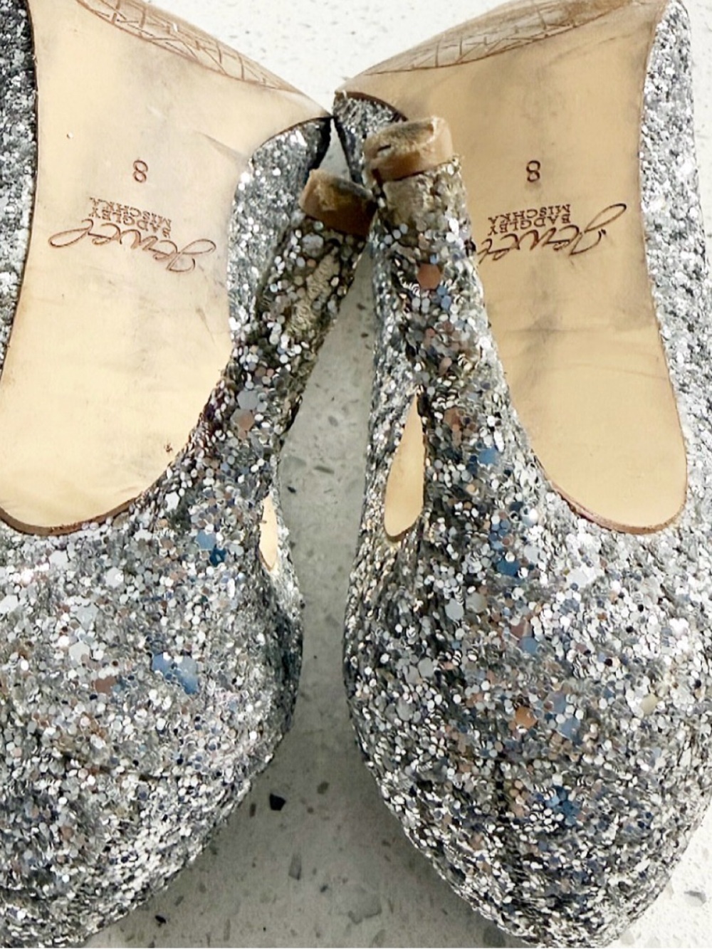 Jewel Badgley Mischka Heels Silver Glitter Size 8 Pointed Toe Pumps - Picture 11 of 12